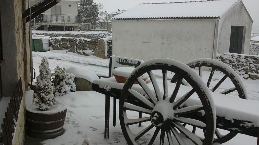Hotel Rural La Dehesilla Barajas de Gredos Ngoại thất bức ảnh