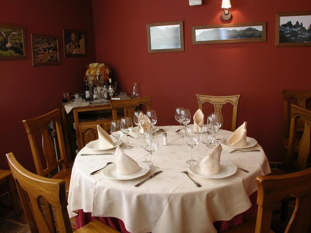 Hotel Rural La Dehesilla Barajas de Gredos Ngoại thất bức ảnh